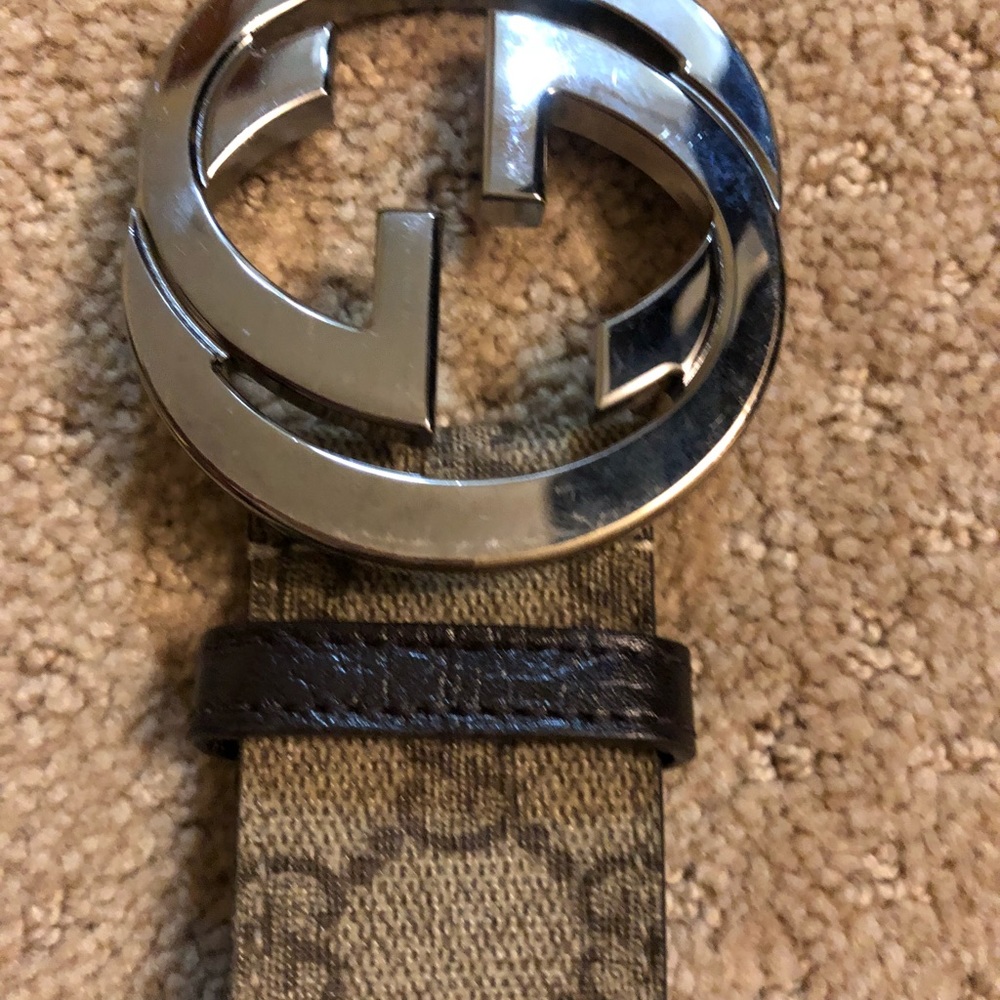 Authentic Gucci Belt. Can be use for Men or Women